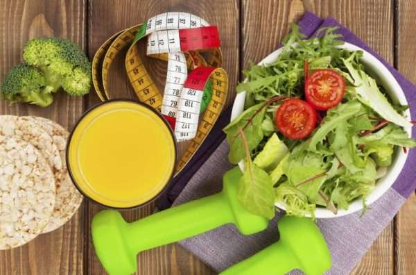 Чтобы скинуть 10 килограмм за месяц, необходимо составить меню на 1400–1600 калорий на день